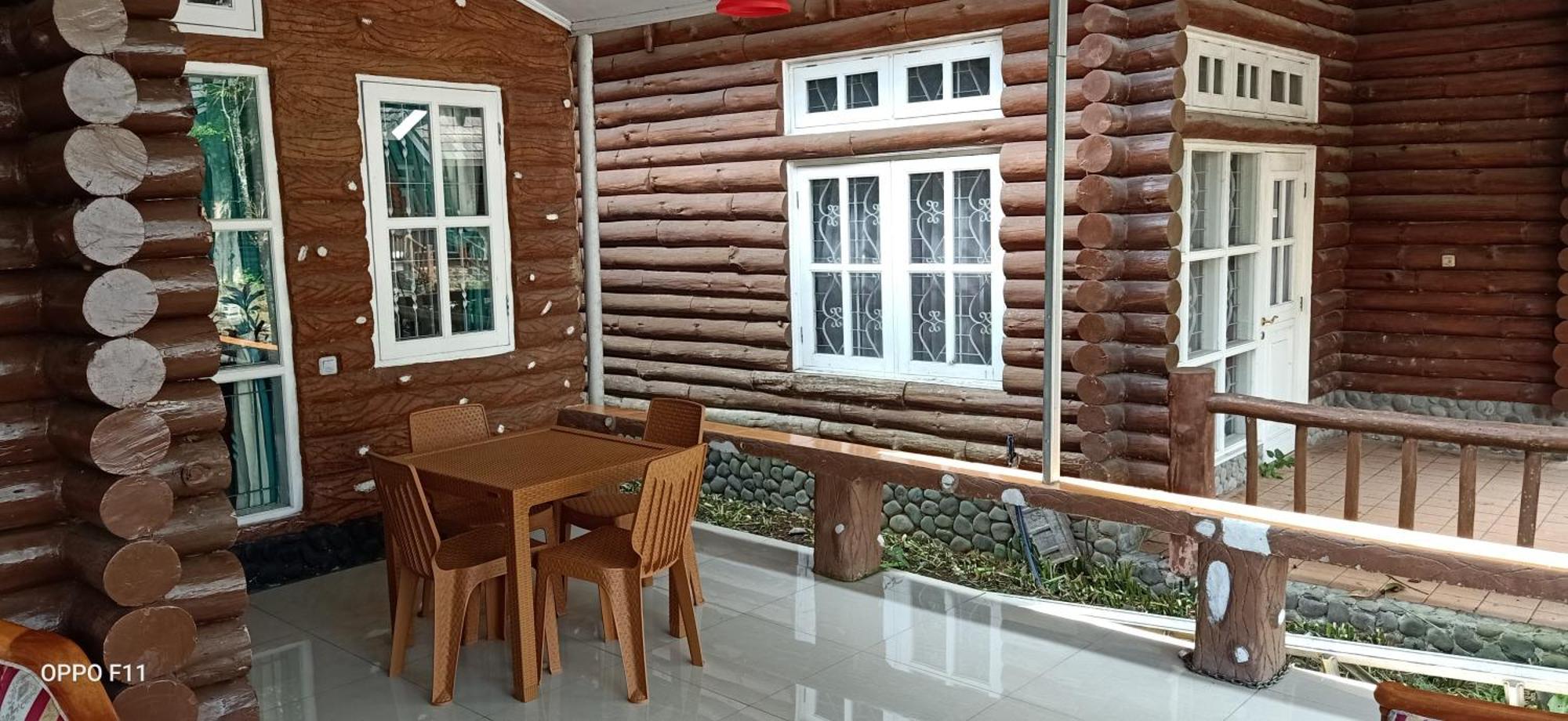 Vila Kota Bunga Private Pool Puncak Ruang foto